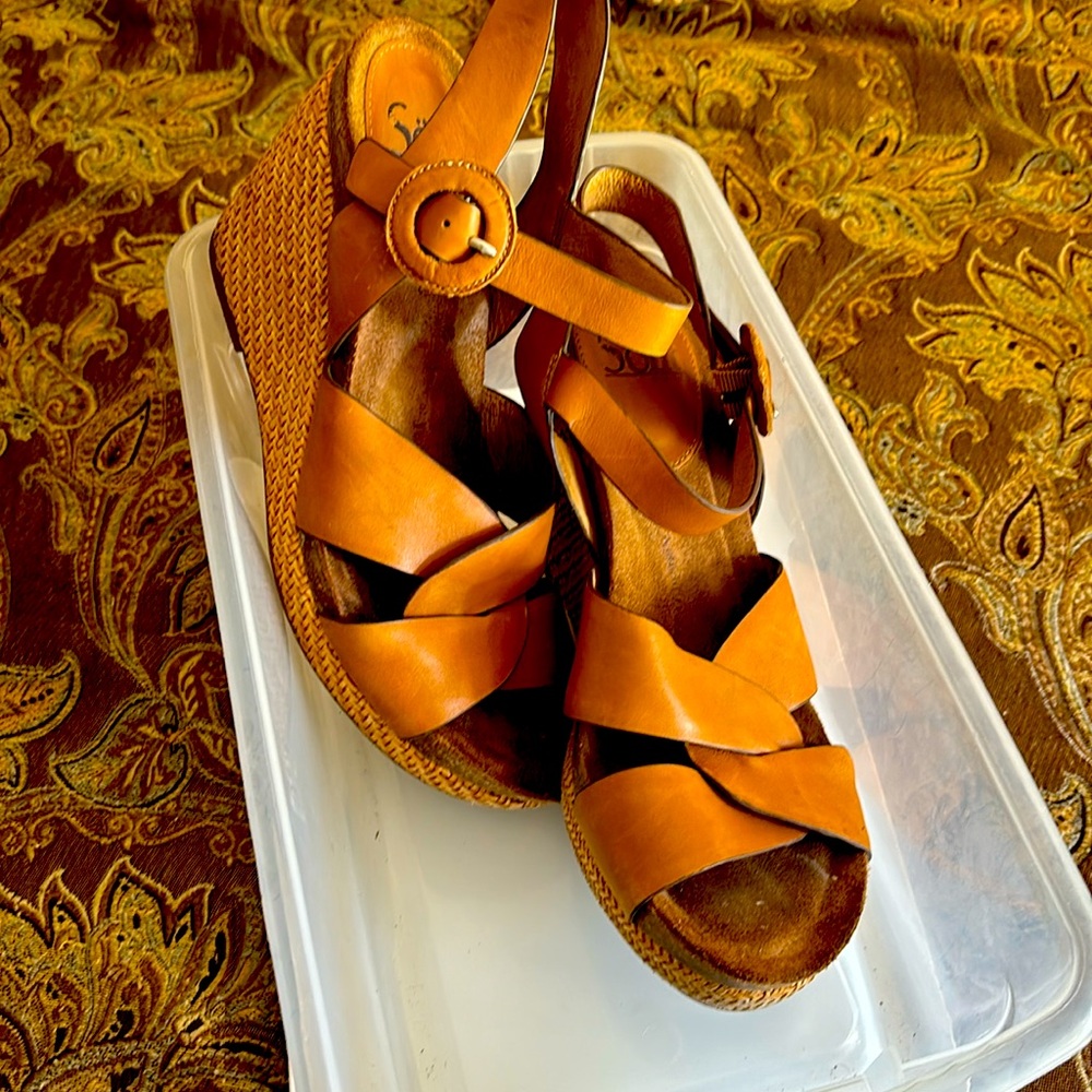 Sofft caramel colored wedge sandal